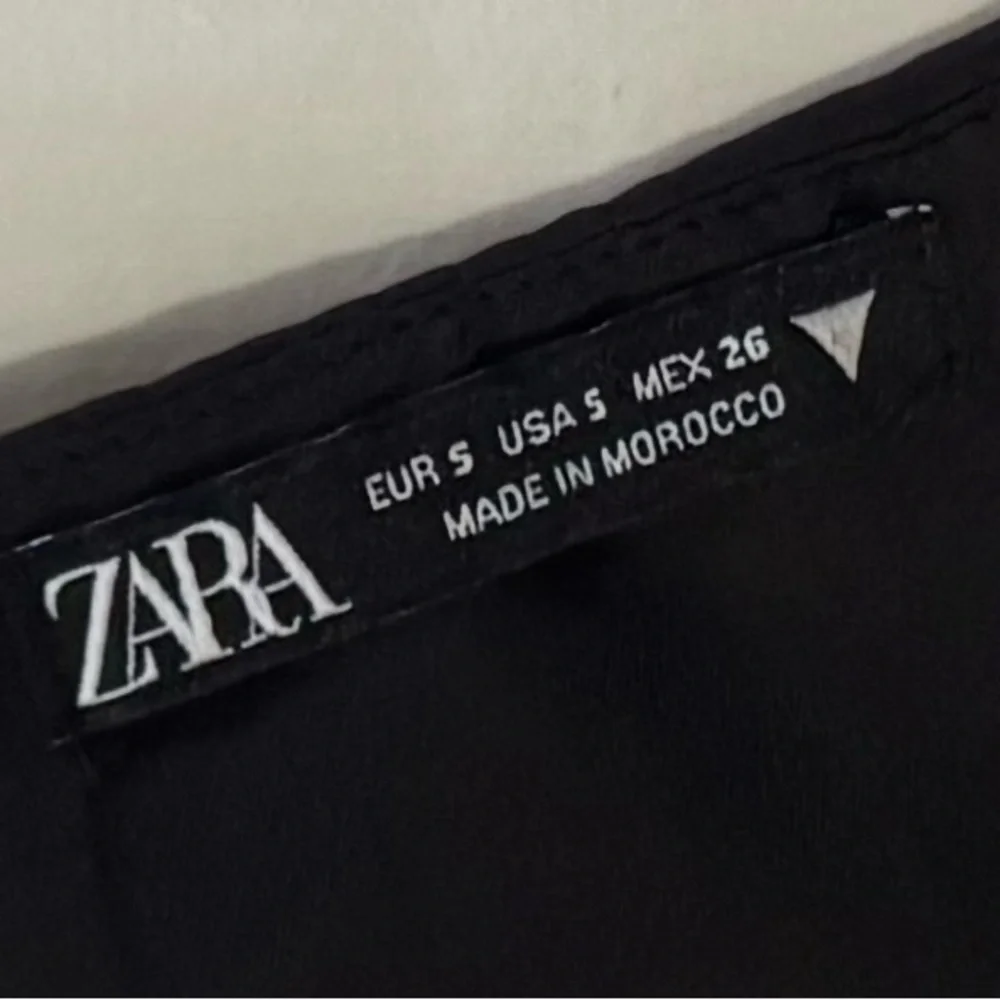 Zara Black Satin Halter Tie Top - Picture 5 of 7